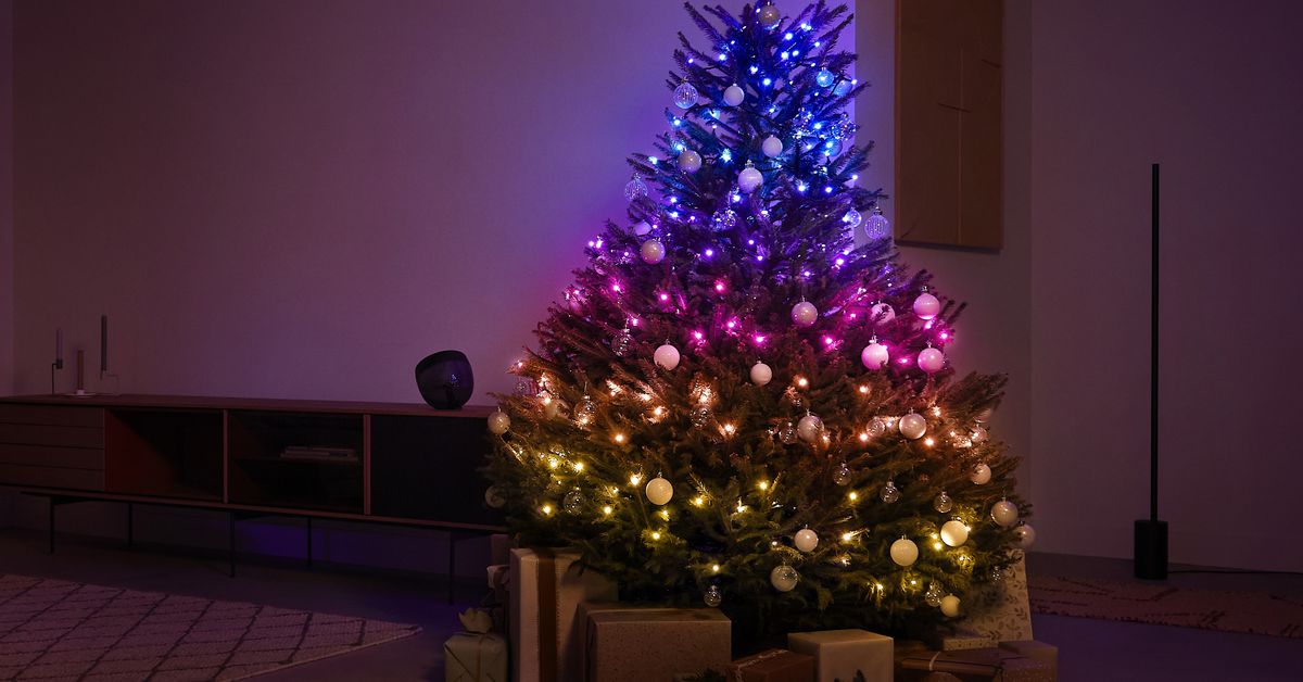 Знижка до 100 доларів США на стрічкові світильники Festavia від Philips Hue як раз до свят