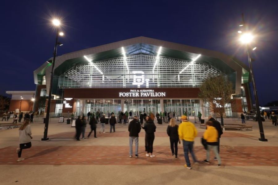 Baylor співпрацює з Noise New Media, щоб організувати живі розважальні заходи у Foster Pavilion | ЗМІ та зв'язки з громадськістю