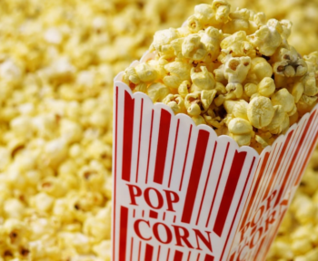 Cinemark пропонує попкорн «Принеси своє відро» за 5 доларів