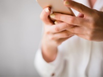 Коментарі до FCC щодо заявок T-Mobile і US Cellular на згоду на передачу контролю над ліцензіями та дозволами