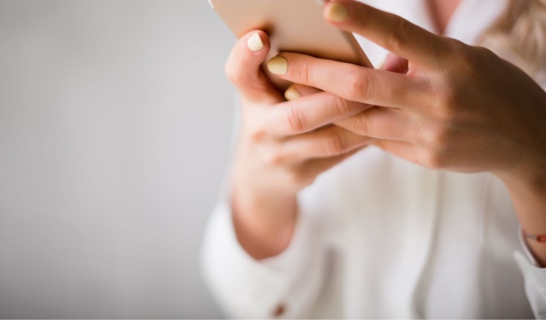 Коментарі до FCC щодо заявок T-Mobile і US Cellular на згоду на передачу контролю над ліцензіями та дозволами