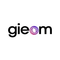 LogicMonitor & Gieom для підвищення операційної стійкості фінансових послуг