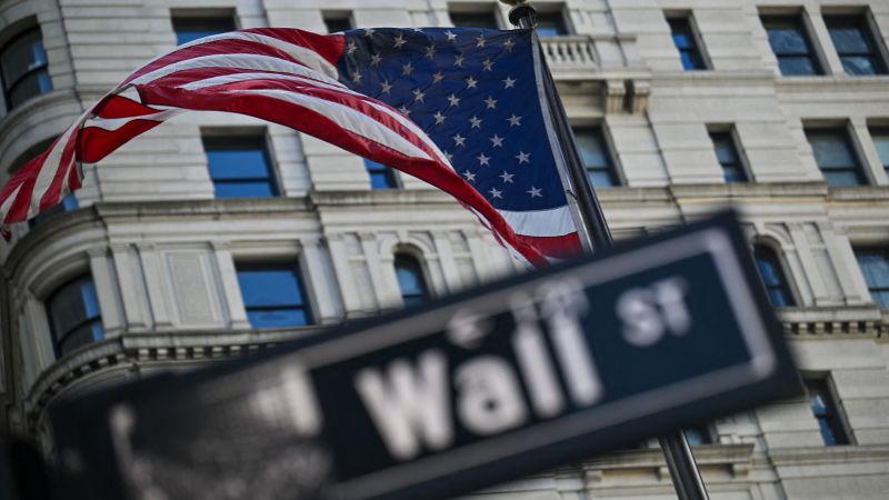 Американські акції зростають вище після того, як Трамп сигналізує в торговельній політиці