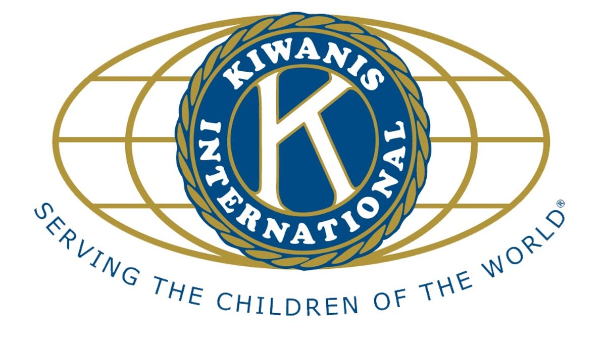 Dover-New Philadelphia Kiwanis Club нагороджує стипендії 27 студентам