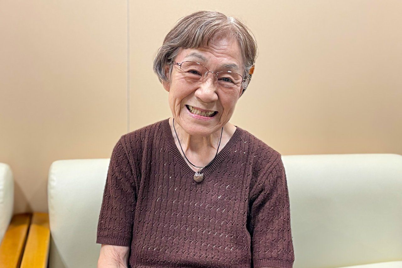 Cap Iwasaki Mieko каже, що хоче, щоб усиновлювачі отримали користь від законів, покликаних надати їм інформацію про їхні біологічні сім'ї. (© gotō eri)