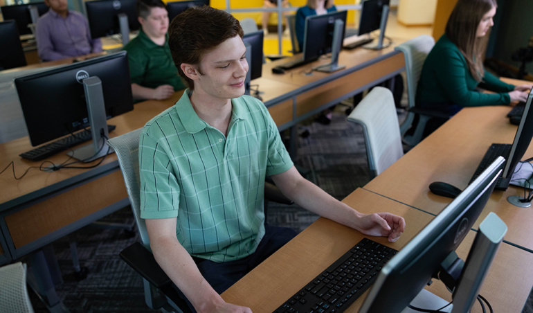 Arkansas Tech заробляє розширення акредитації AACSB