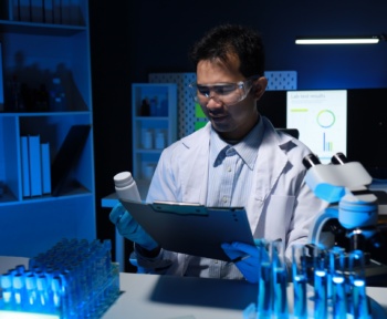 IONQ Швидкість застосування з розробки наркотиків у партнерстві з Astrazeneca, AWS та Nvidia