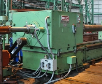 Напруга посилюється в HEC через аутсорсинг, працівники чинять опір серед полегшення за освіту дітей