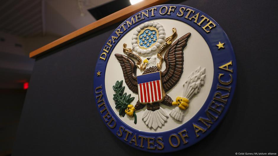 США поновлюють студентські візи, вимагає доступу до соціальних медіа - DW - 18.06.2025