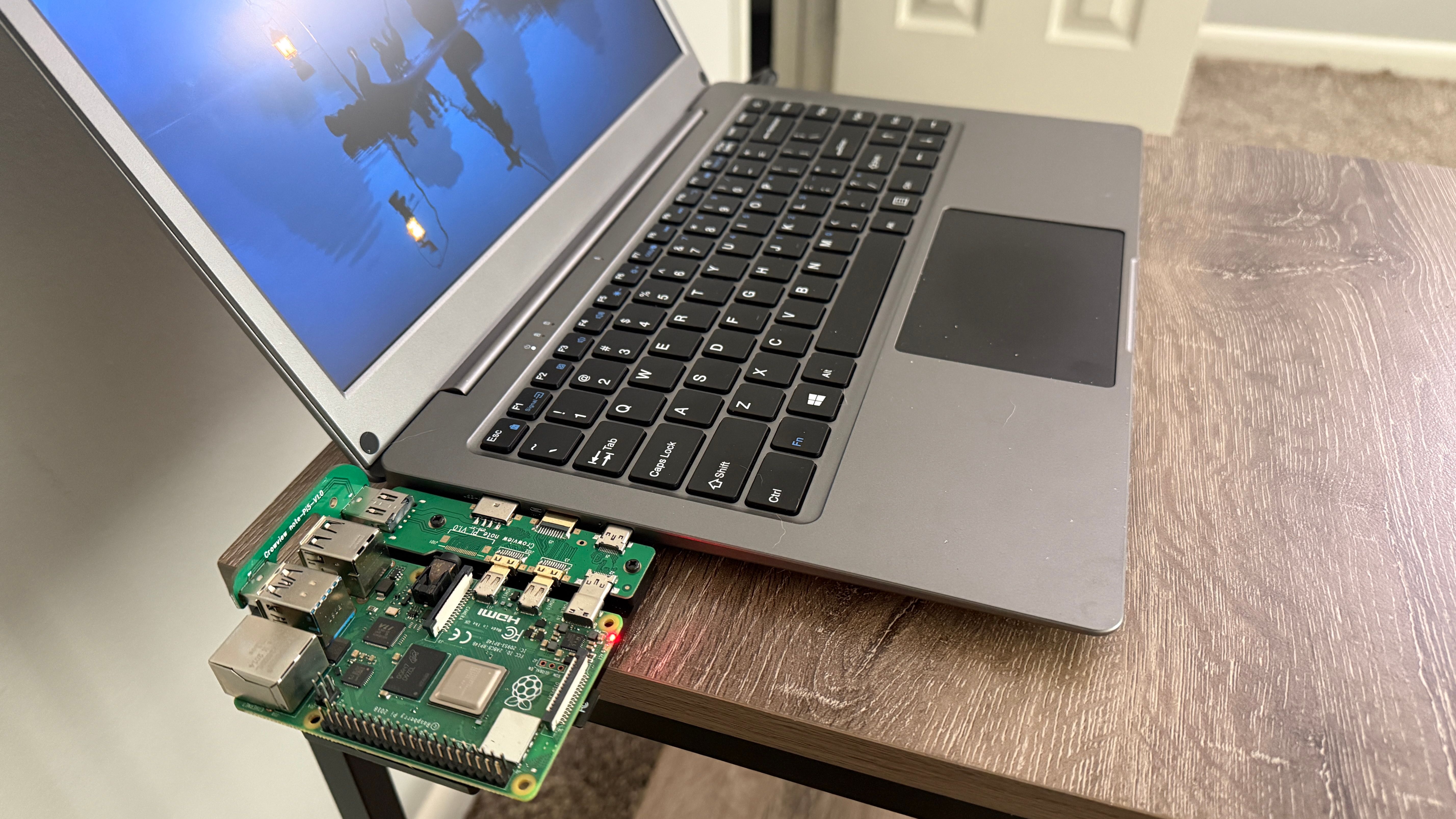 Elecrow Crowview Примітка 14 сторона PI4 підключений