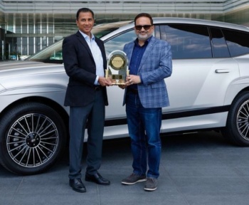 Власники EV, що охоплюють додатки, Hyundai під назвою Top Mass Market Brand
