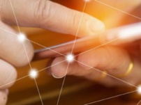 Vodafone, три повне злиття Великобританії Великобританії