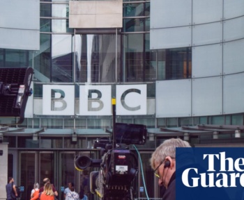 BBC шукає термінові заощадження з закордонним аутсорсингом | BBC
