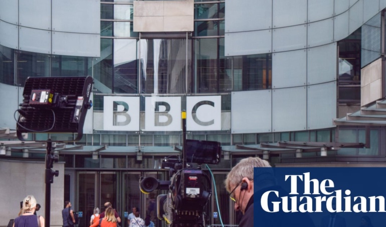 BBC шукає термінові заощадження з закордонним аутсорсингом | BBC