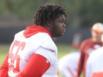 Важка правда про Bucs DT Desmond Watson