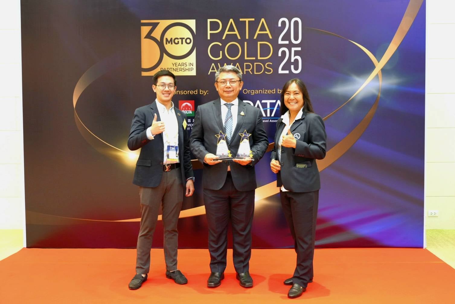 Tat відзначає подвійний тріумф нагород Pata Gold Awards