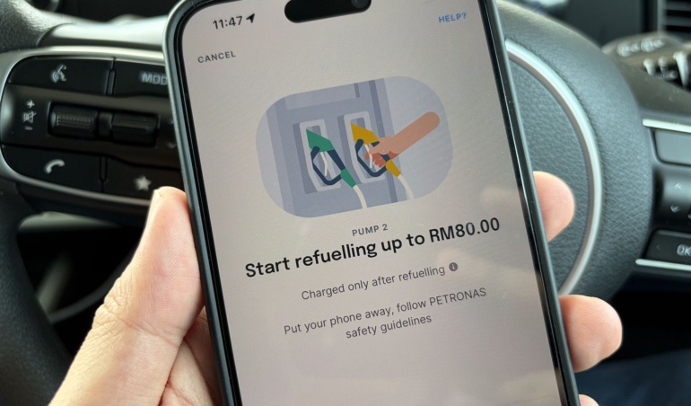 Budi95: Чи дозволяються Ewallets та мобільні додатки на бензинових станціях? Чи є смартфони ризик безпеки?
