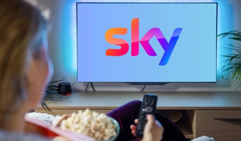 До побачення із сотнями працівників Sky - компанія Comcast оголошує про радикальні зміни з масовими звільненнями, аутсорсингом та майбутнім, де панують AI та потокове потокове життя