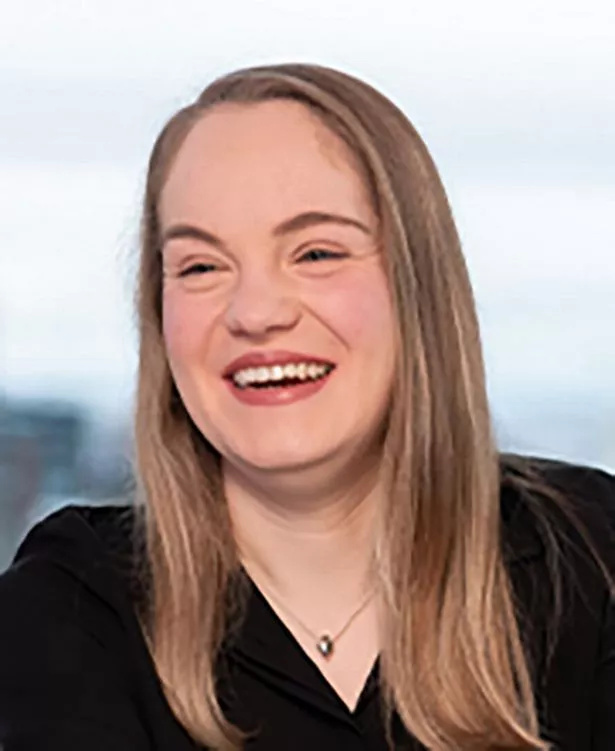 Емі Хотон з адвокатів Томпсона