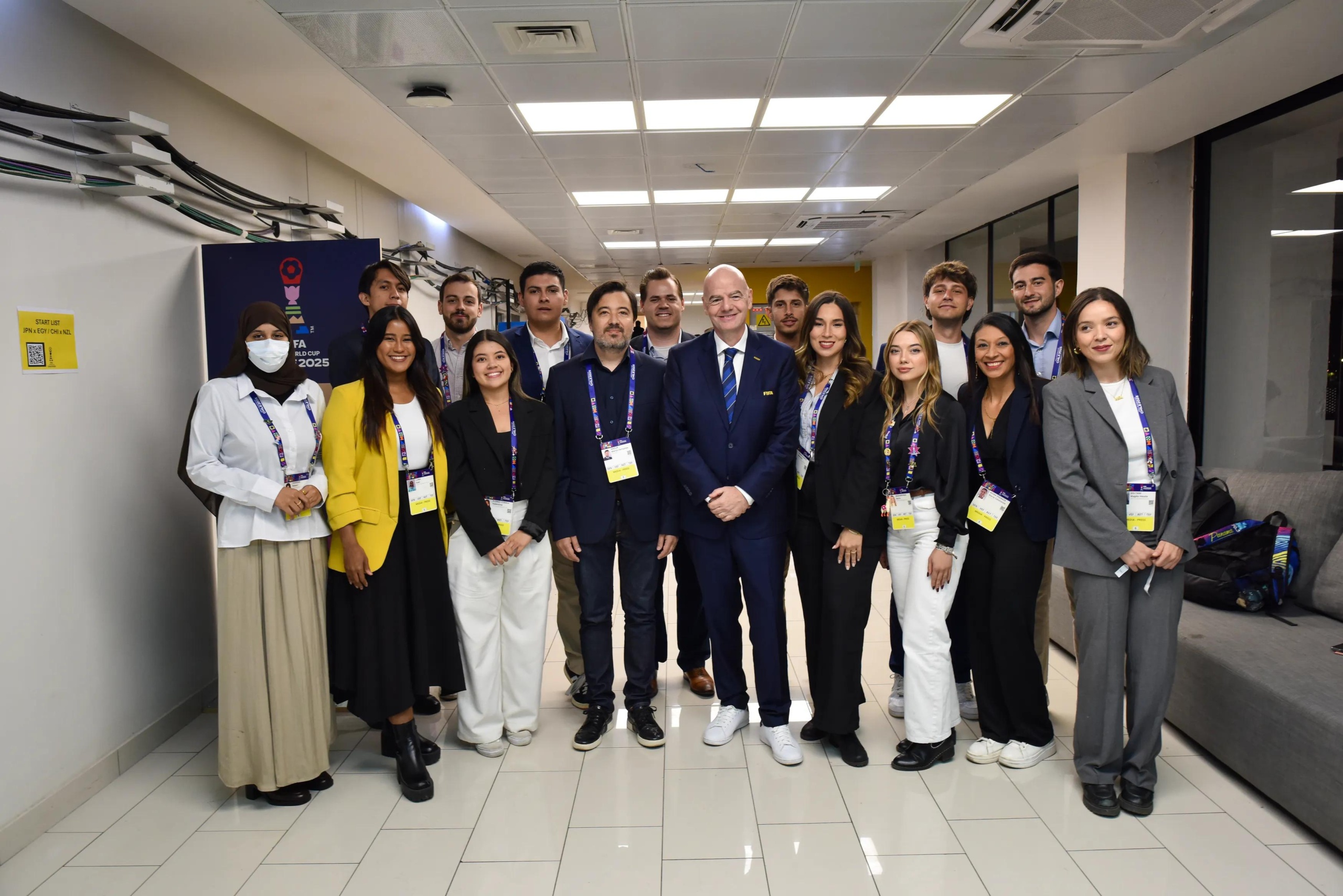 Молоді медіа-професіонали отримують безцінний досвід на чемпіонаті світу з футболу U-20 Chile 2025™