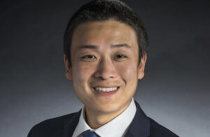 Фотографія співзасновника Petal Surgical доктора Боуена Цзяна.