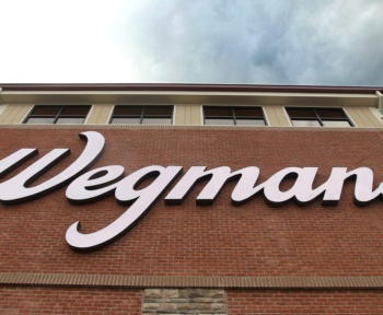 Джефф Кнаусс виділяє 100 тисяч доларів на допомогу сім’ям, які втрачають пільги SNAP у Нью-Йорку