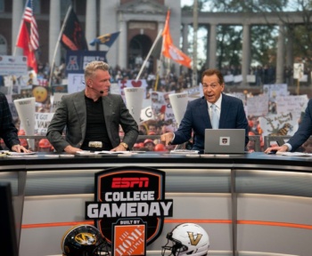 ABC, ESPN відключення на YouTube TV після суперечки, вплив Vanderbilt-Texas TV