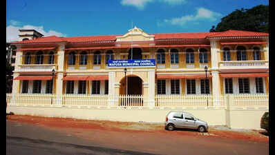 Рада Мапуси відкладає план оренди, повністю передає управління відходами аутсорсингу