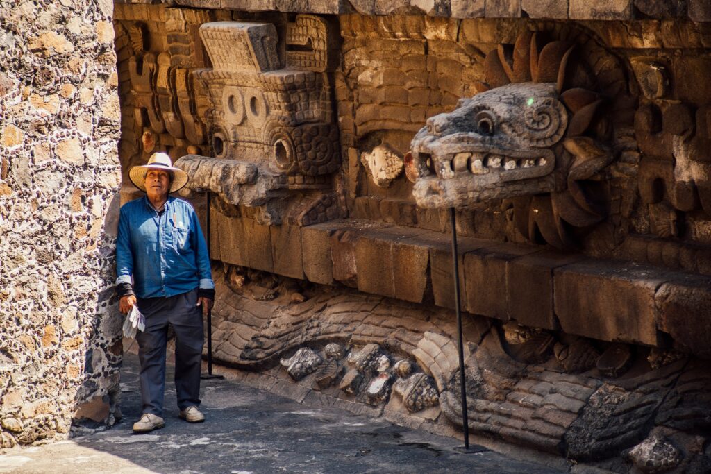 Кліки 8 листопада