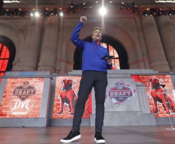 NFL RedZone значно збільшує кількість реклами на 13-му тижні