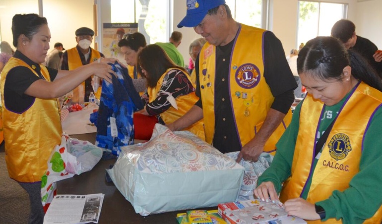 Співавтор: Вам потрібно більше друзів, які не схожі на вас